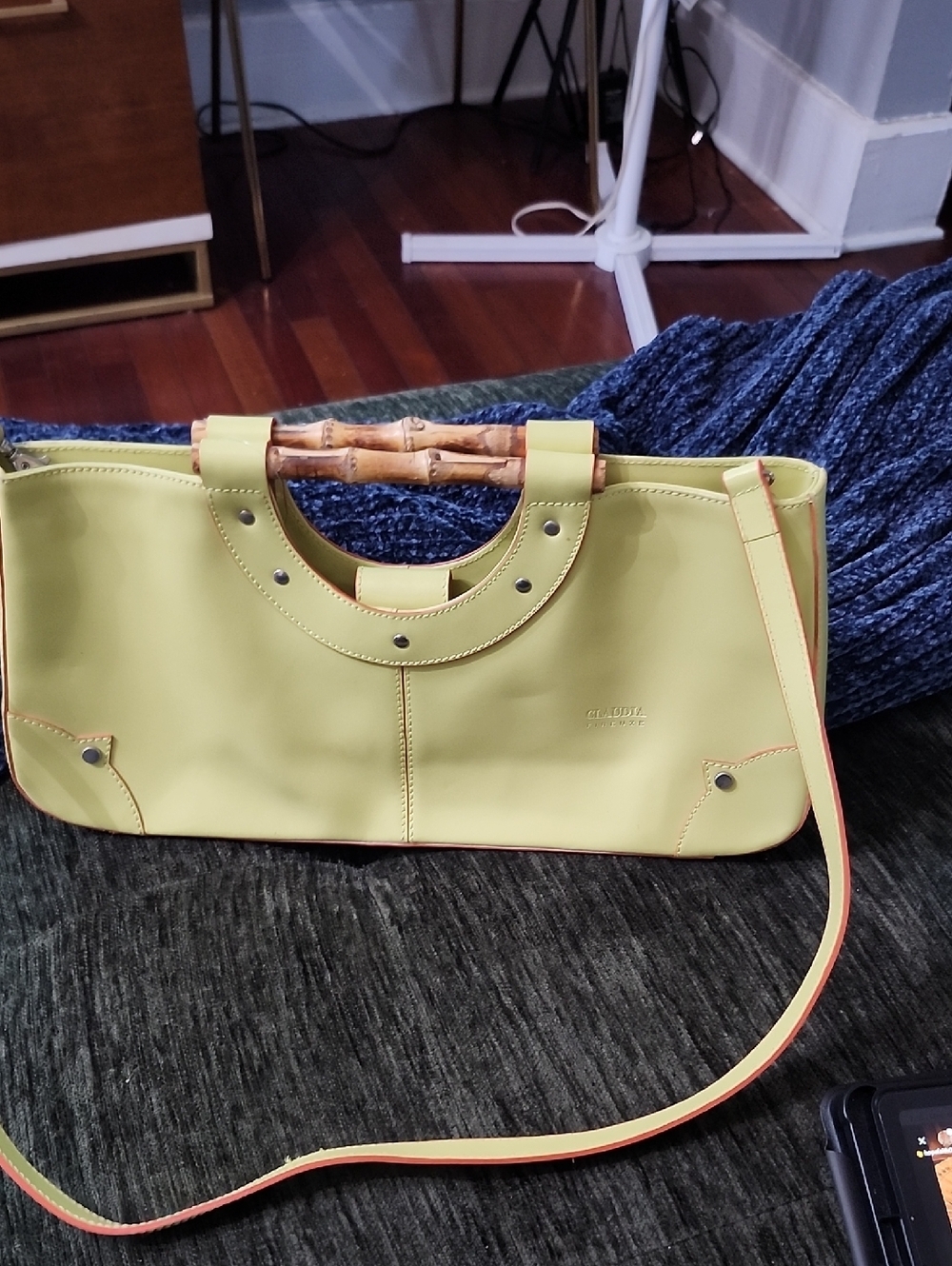 Claudia Firenze Yellow Bamboo-Handle Shoulder Bag Made In Italy Leather Euc - Picture 4 of 10